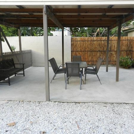 Golden Shores Motel Bilinga Luaran gambar