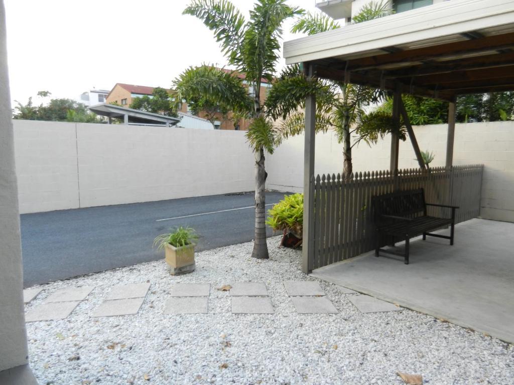 Golden Shores Motel Bilinga Luaran gambar