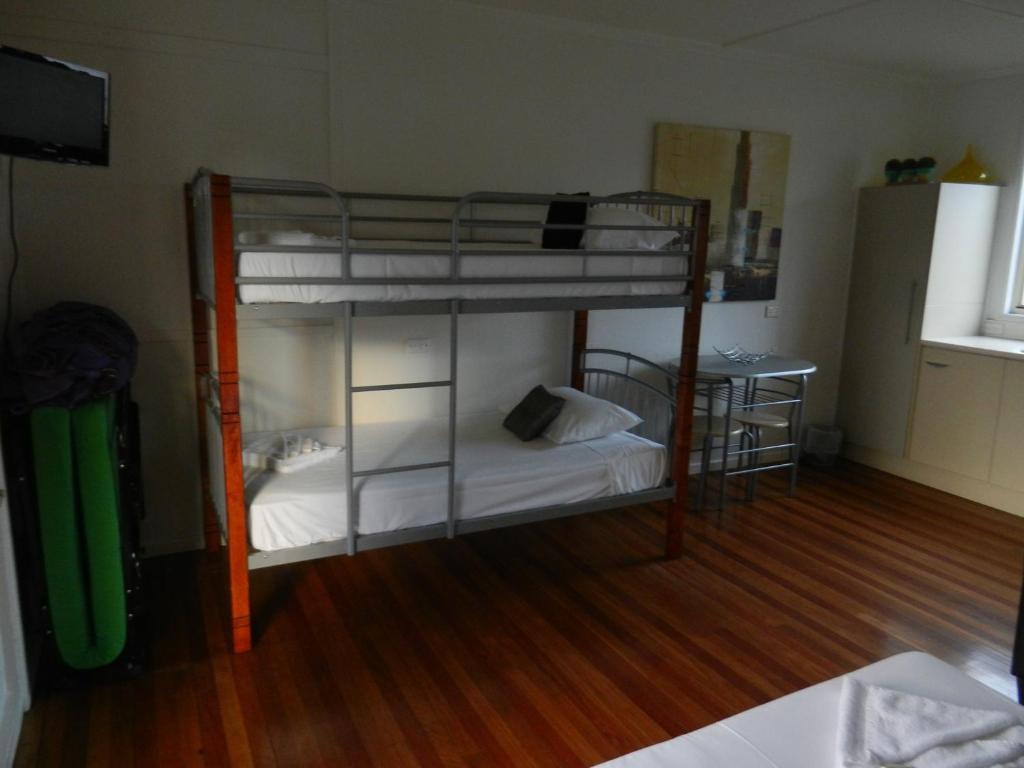 Golden Shores Motel Bilinga Bilik gambar